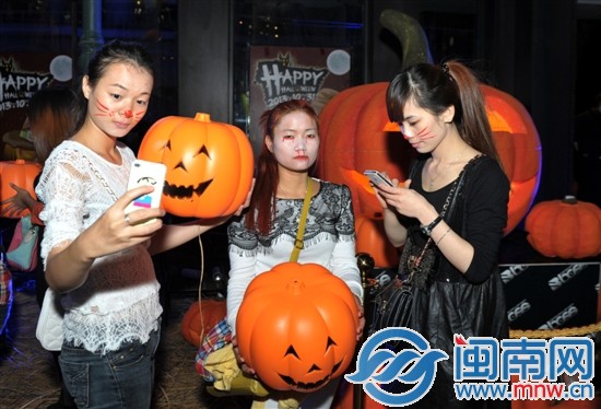 領SHOW天地的南瓜燈